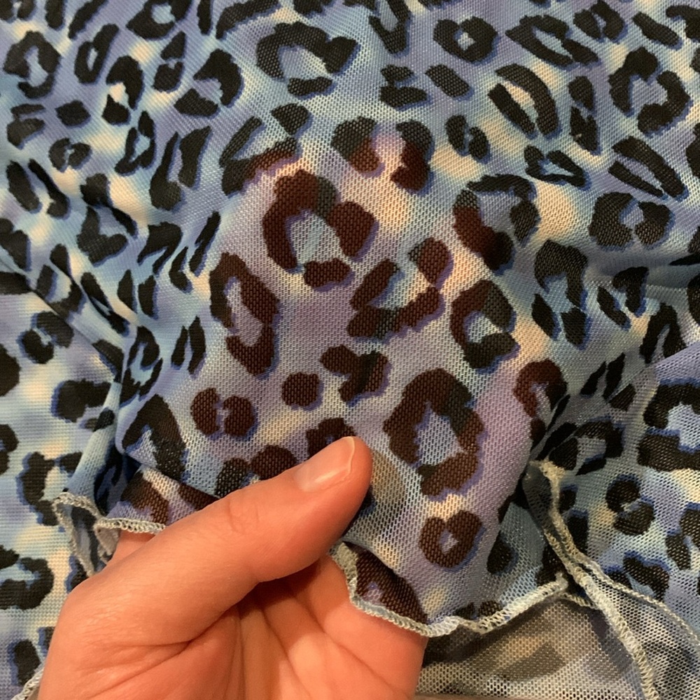 dELiA*s Sheer Blue Cheetah Print Crop Top - Picture 6 of 8